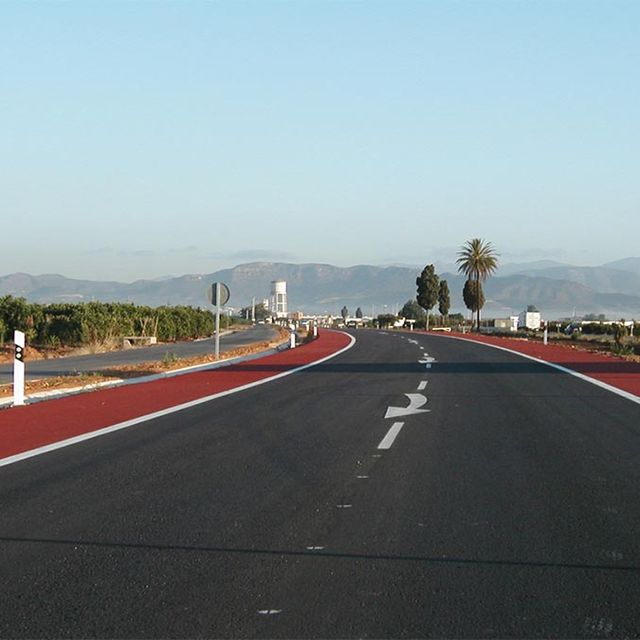 Aplitecme carretera pavimentada